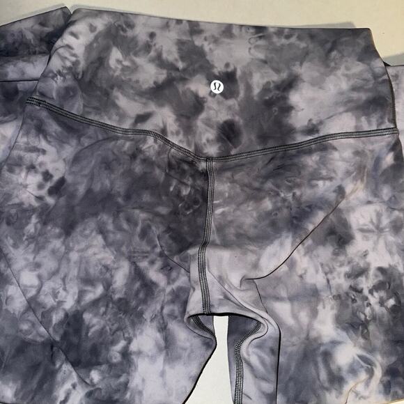 Lululemon gray diamond dye align leggings sz 8 - Picture 7 of 10
